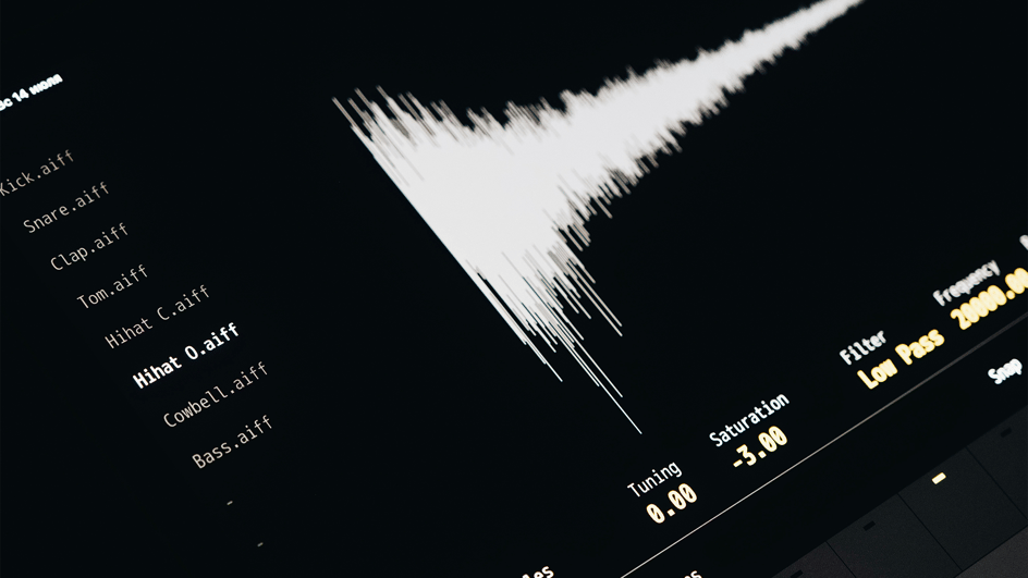  A computer screen shows a sound wave increasing in volume, representing the rising intensity of a royalty free cinematic riser sfx