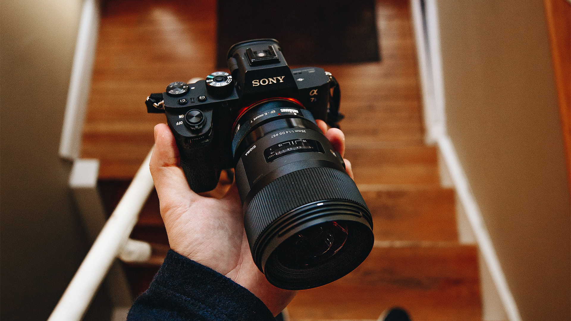 Sony's cameras for vlogging, Professional yet simple vlogs